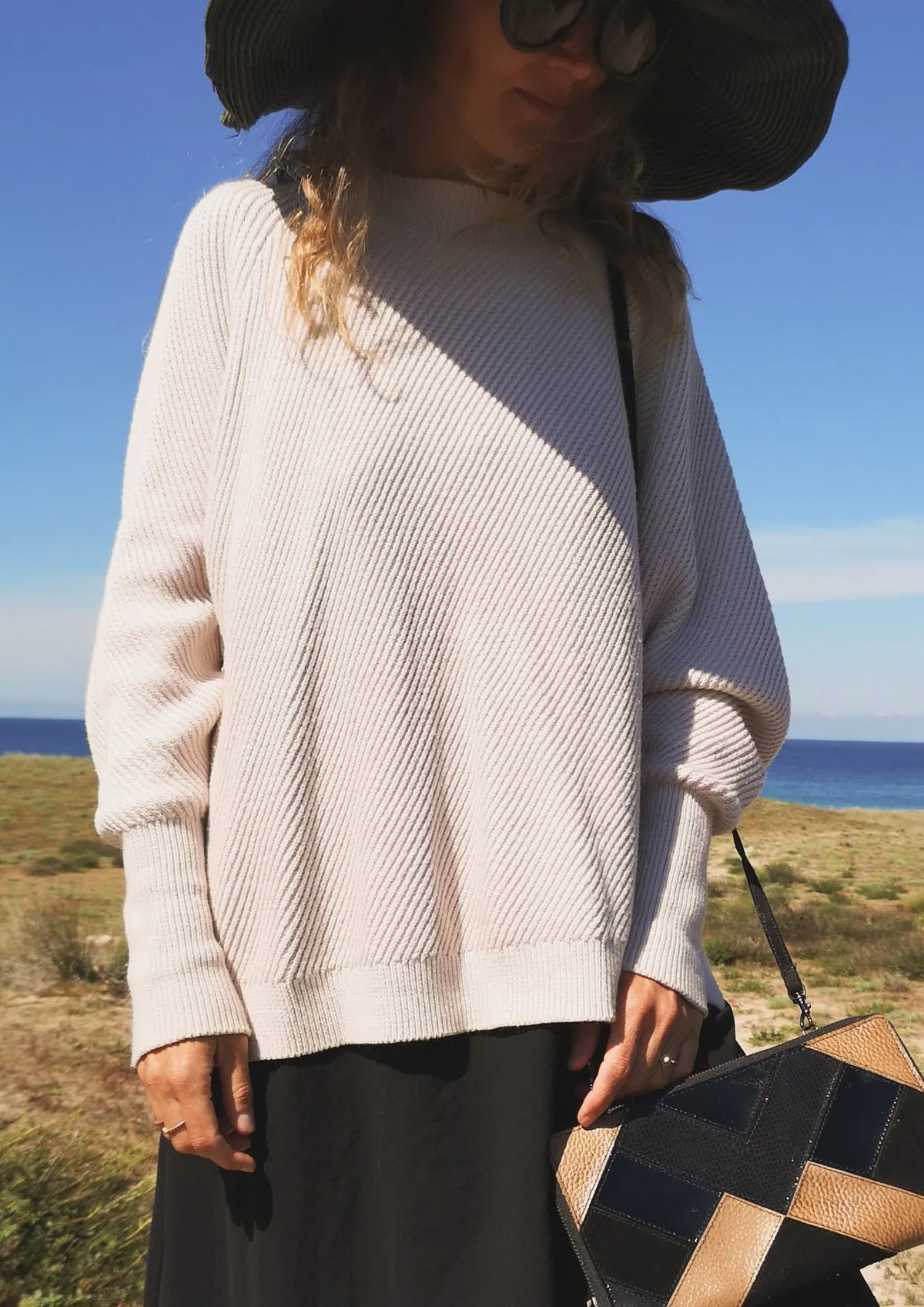 KNIT BIAS RIB SWEATER - ivory