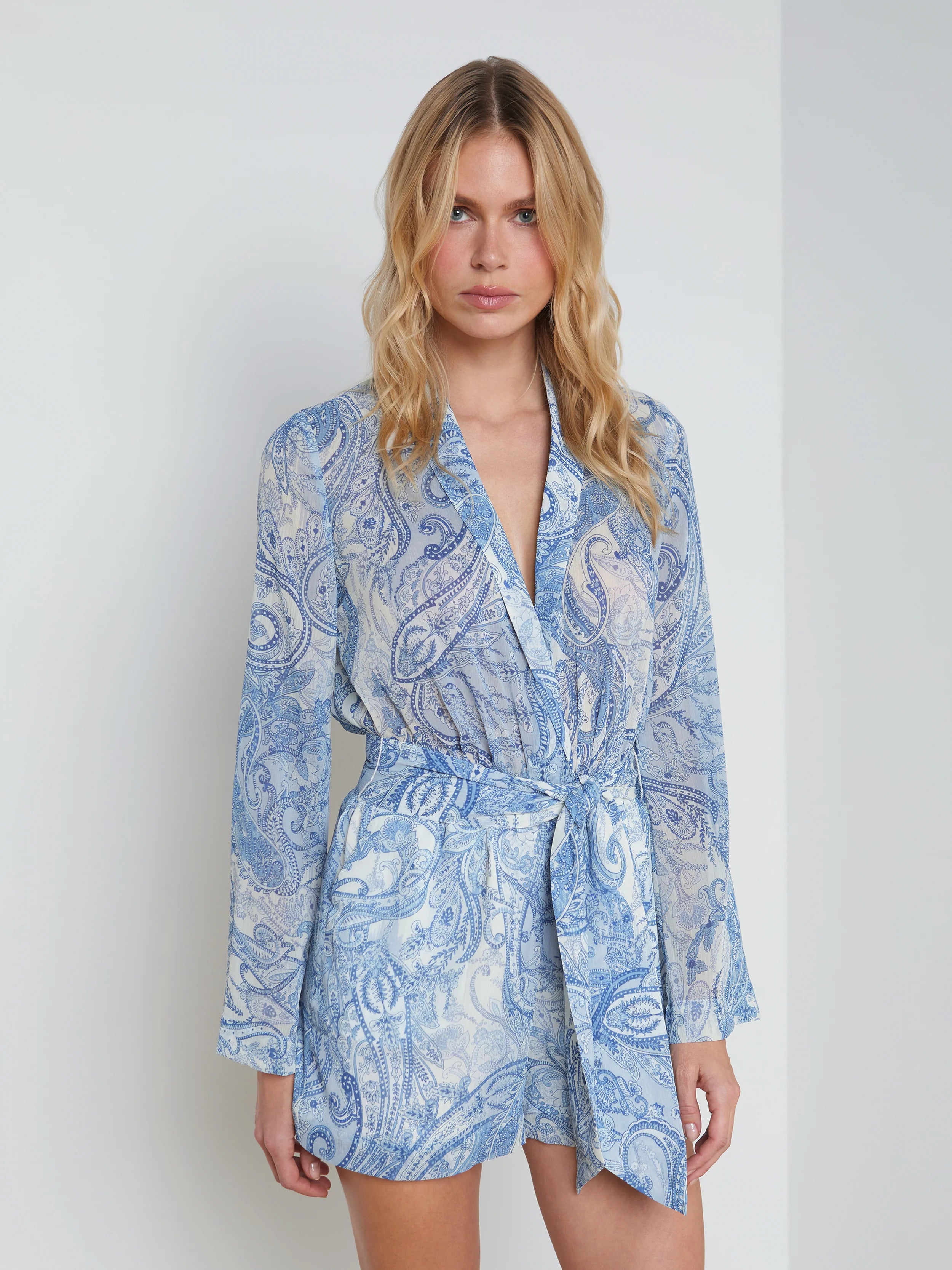 L’agence - Arabell Romper - Ivory/Blue Decorated Paisley