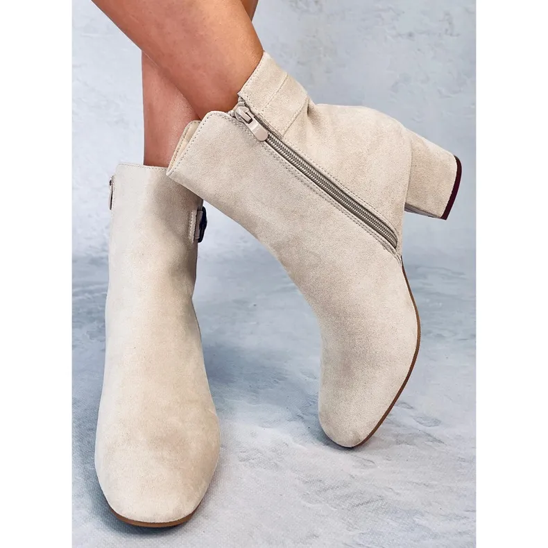 Lanne Beige low heel boots