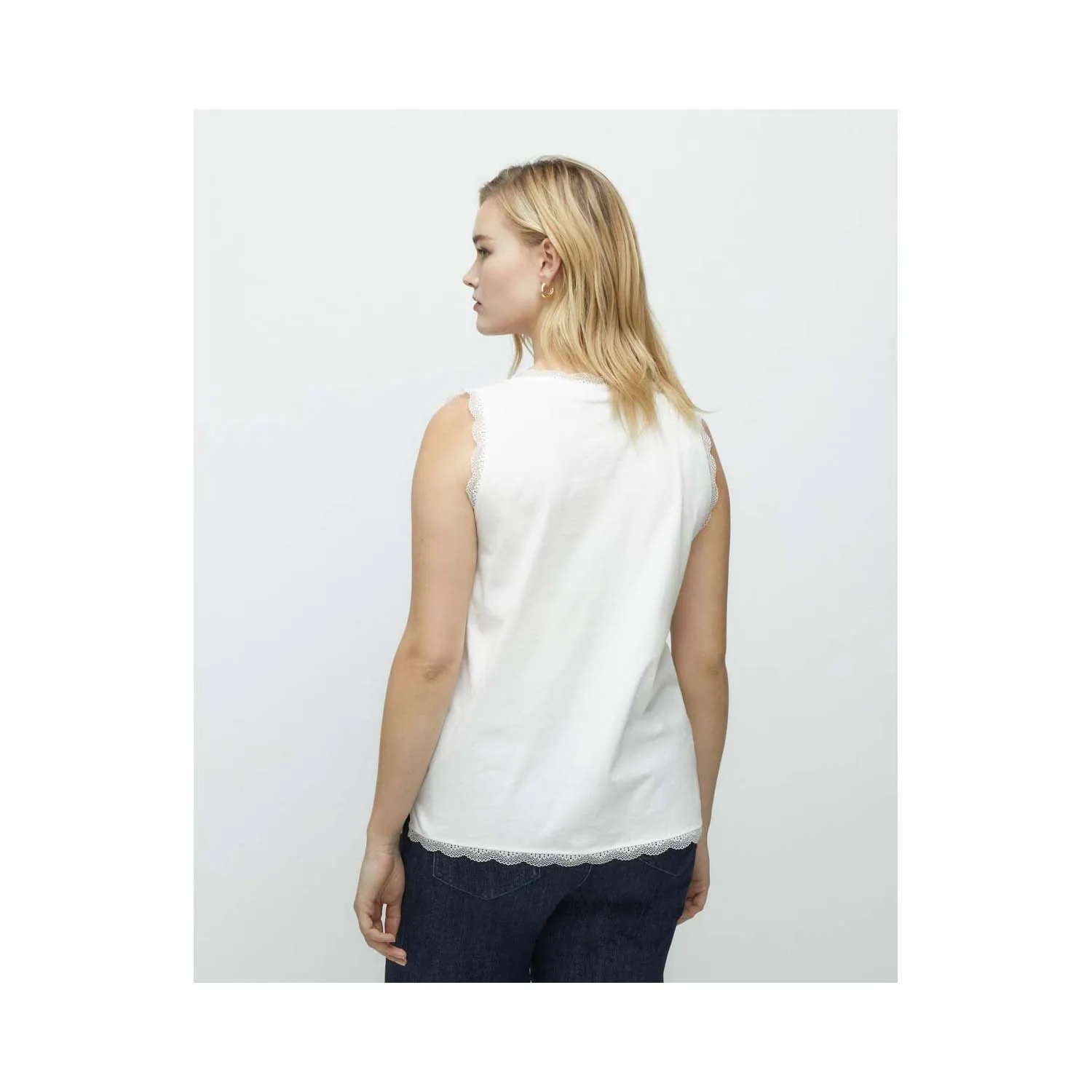 Plain-Coloured Camisole T-Shirt - White