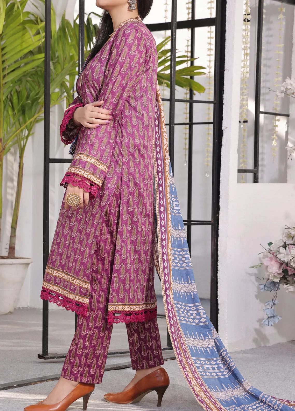 Signature By VS Textile Printed Lawn 3 Piece Unstitched Suit VST24PL-340