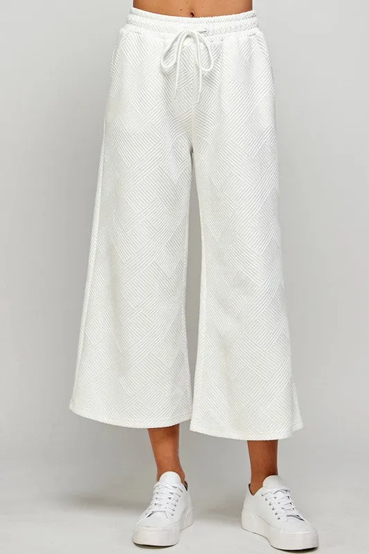 Textured Cropped Wide Pants