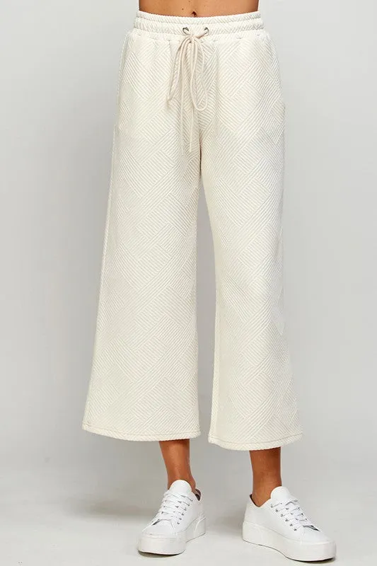 Textured Cropped Wide Pants